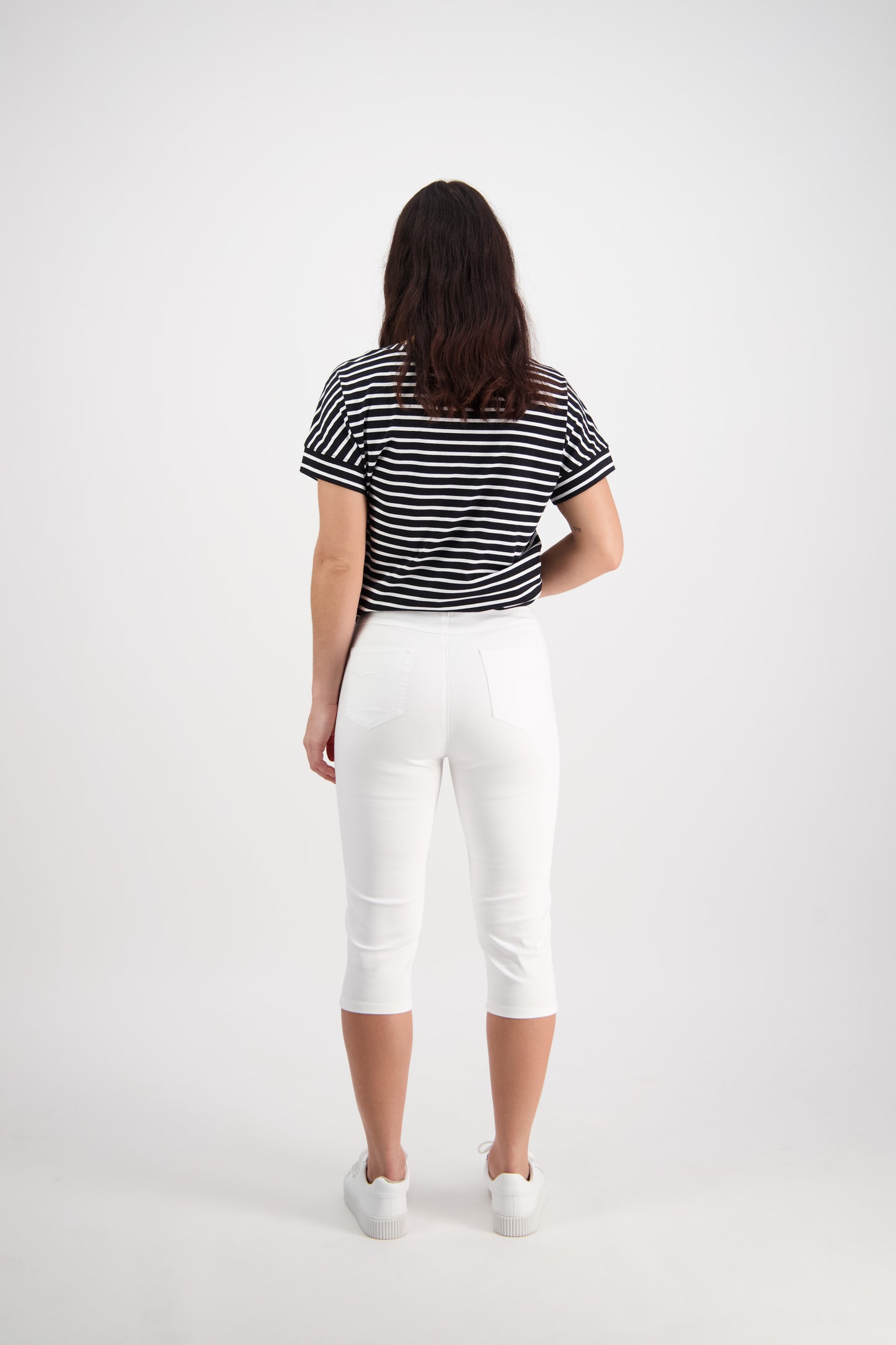 White Plain Skinny Leg 3/4 Length Lightweight Pull On