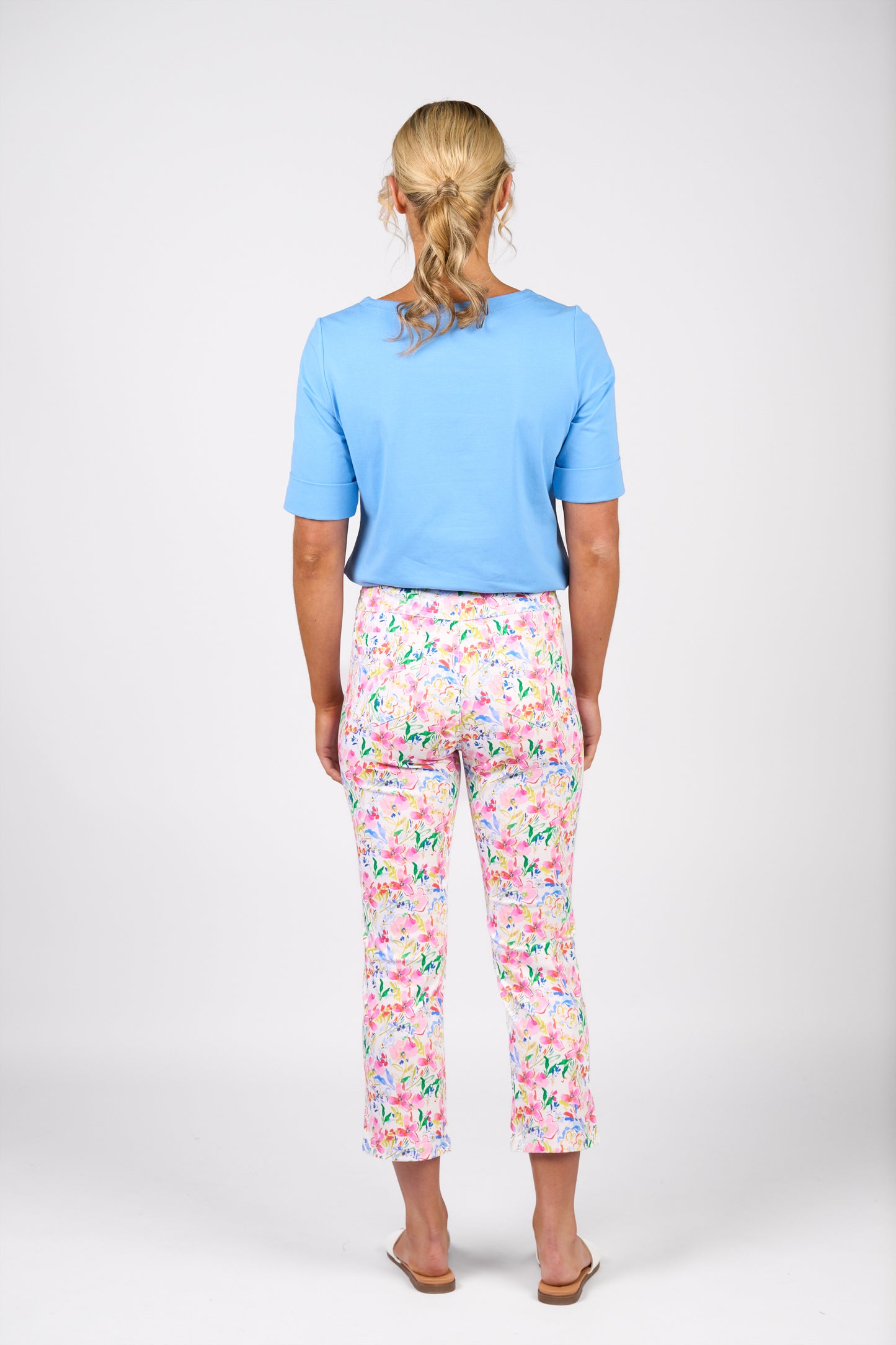 Porto Printed Slim Leg 7/8 Length Lightweight Pull-On