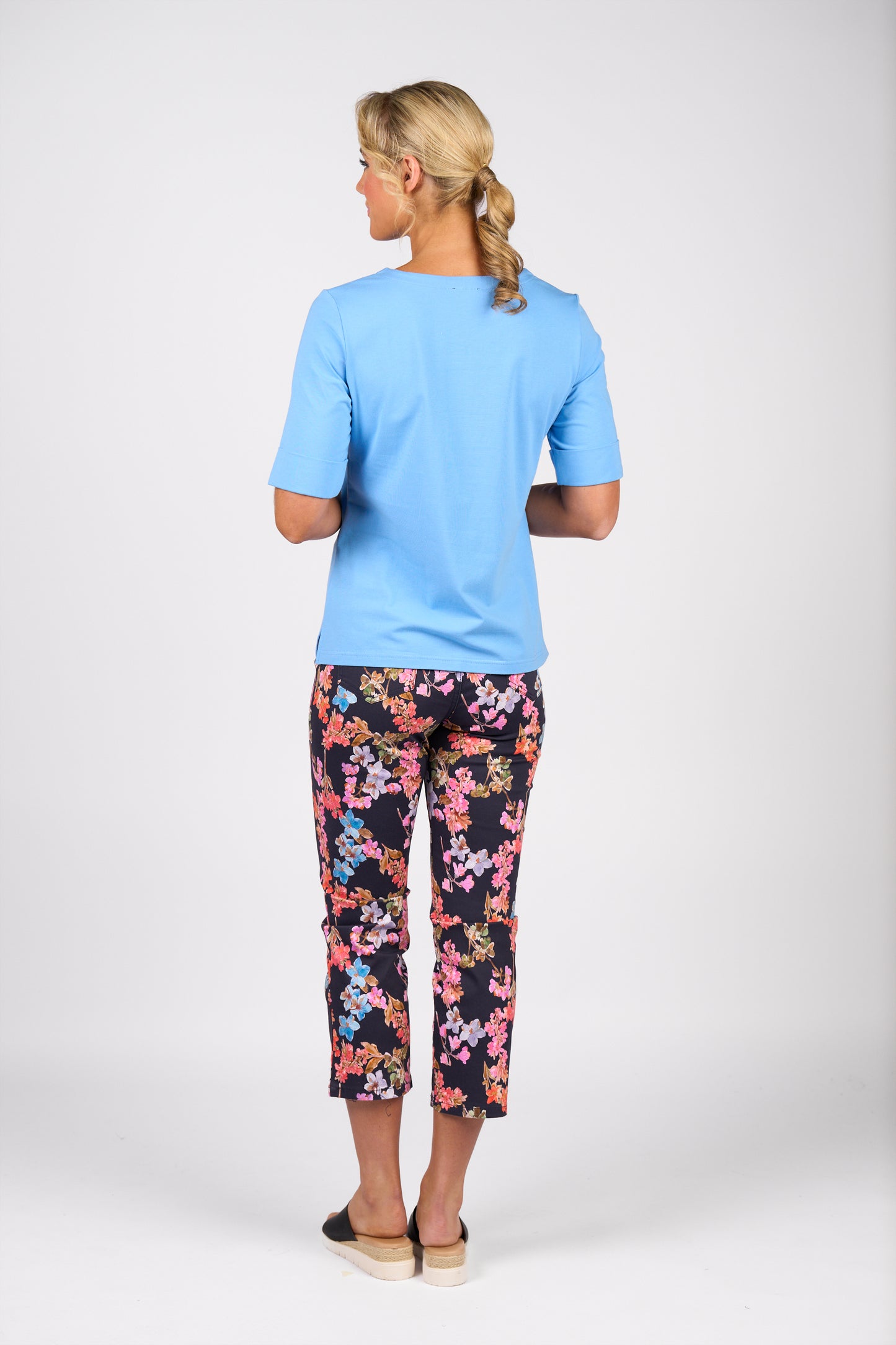 Sky V-Neck Top with Cuffed Sleeve