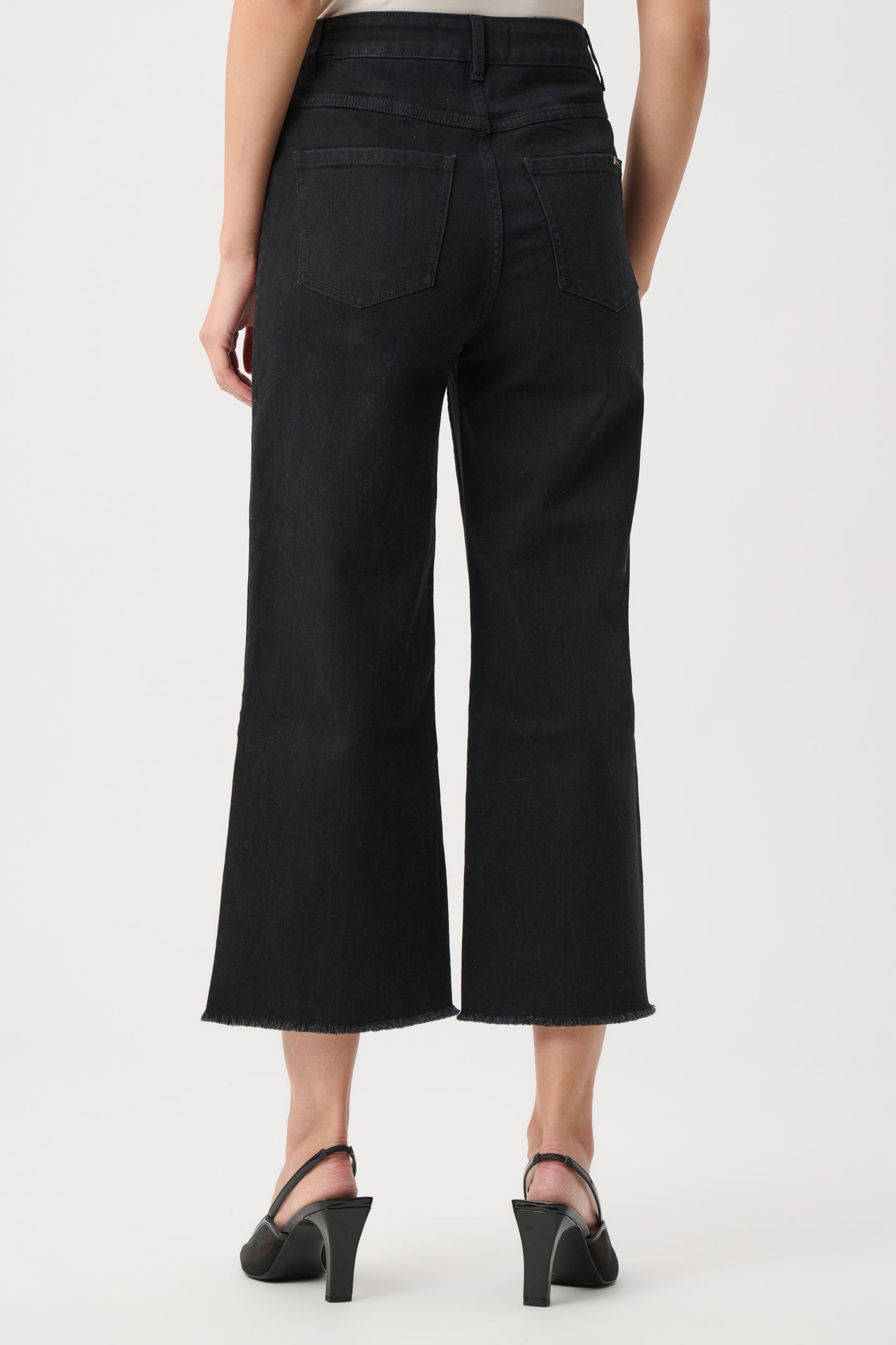 Claudia - Culotte Jeans With Embellished Front Seam