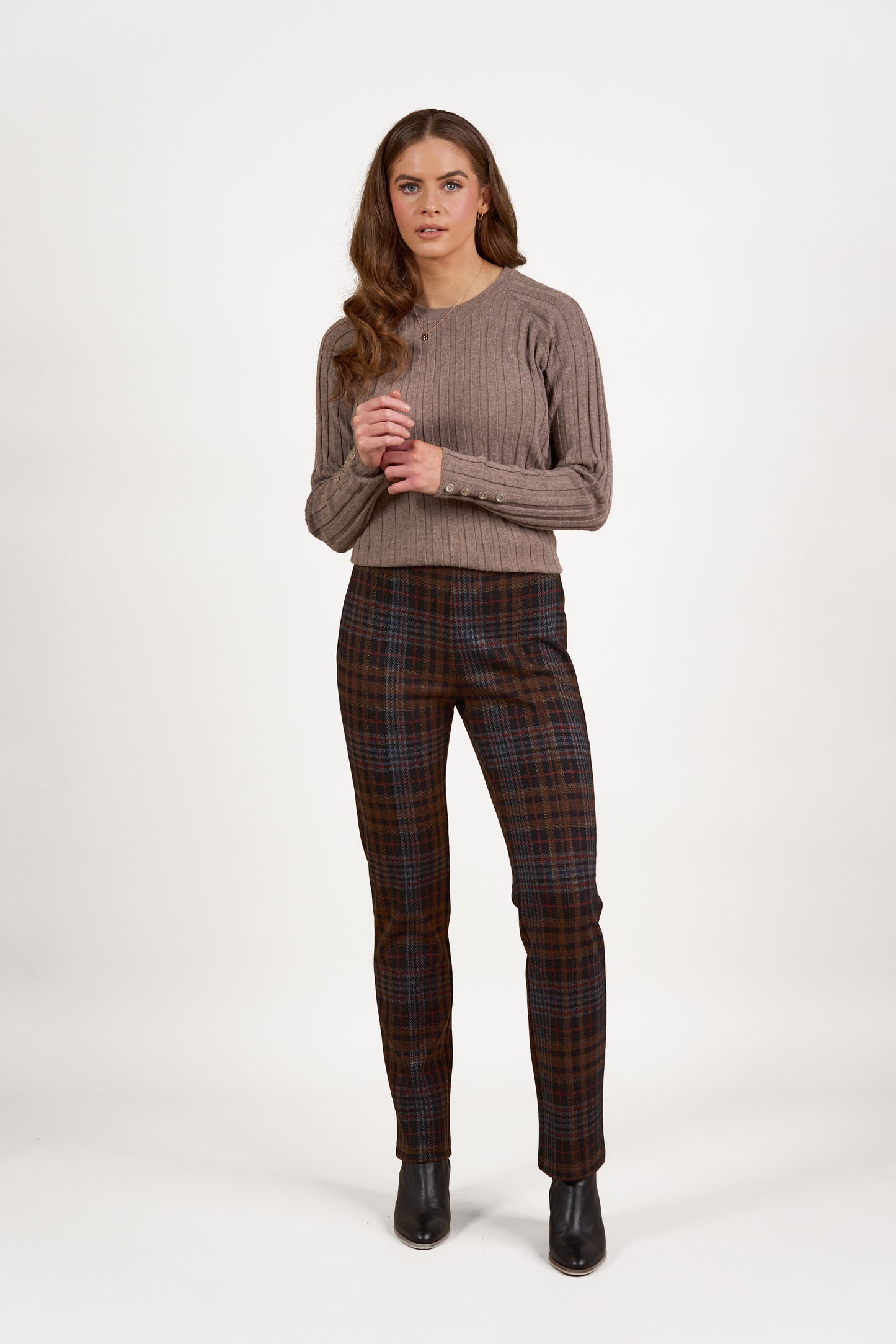 Soho Slim Leg Pull On Pant