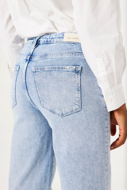 Celia 249 Wide Jeans - Light Used