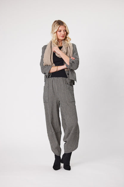 Lenore Pant