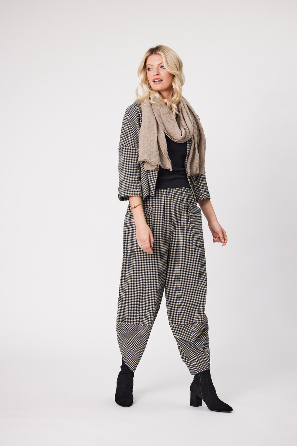 Lenore Pant