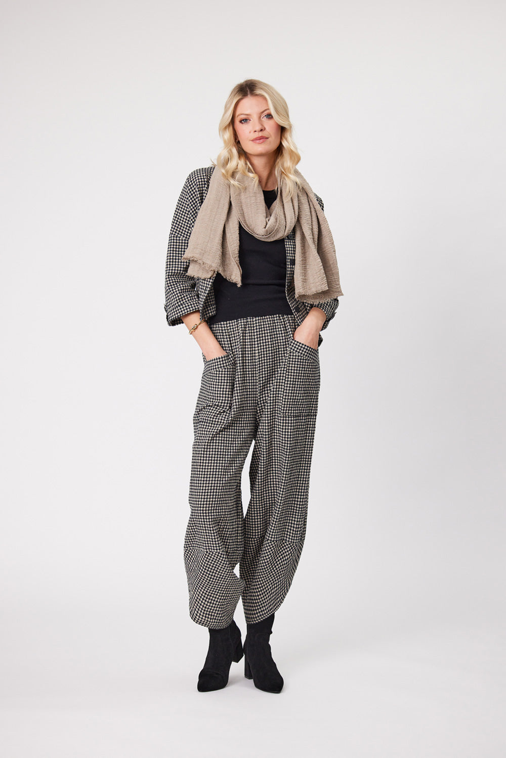 Lenore Pant