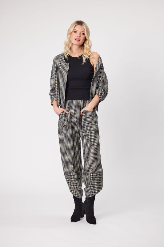 Lenore Pant