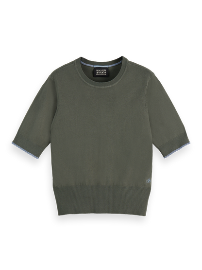 Scollop Hem Knit Top