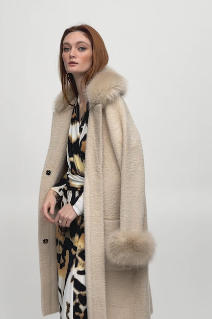 Feather Yarn and Faux Fur Sweater Coat