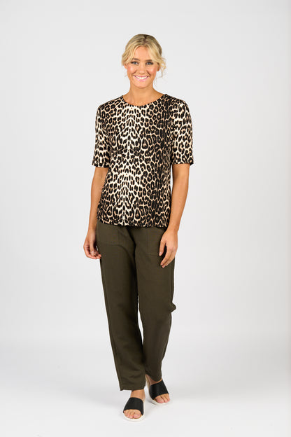Leopard 3/4 Sleeve Round Neck Knit Top